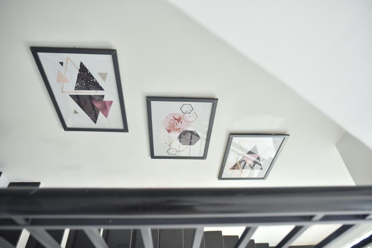 Lovely Homestay Hué Eksteriør billede